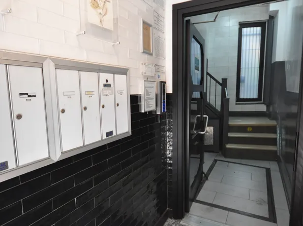 662 9th Avenue image 9 of 14