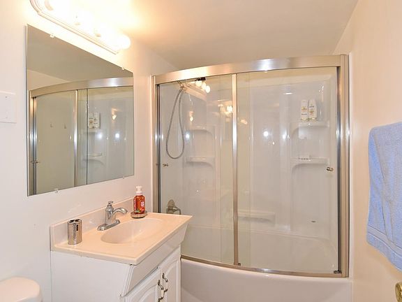 5th image of 7515 Spring Lake Dr #7515