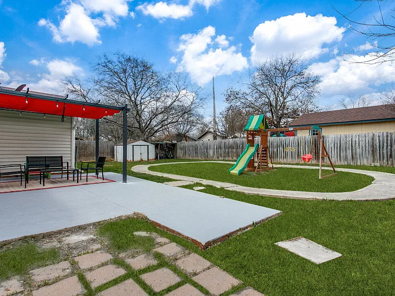 6815 Reve — Photo 3