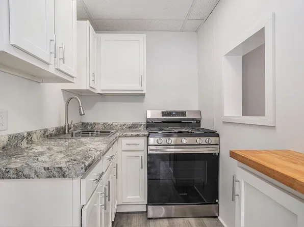 429 Davis St #1, Kalamazoo, MI 49007