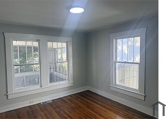5th image of 8101 Rugby Ave