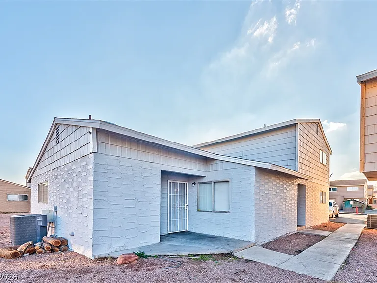 5198 Greene Ln #A — Photo 2