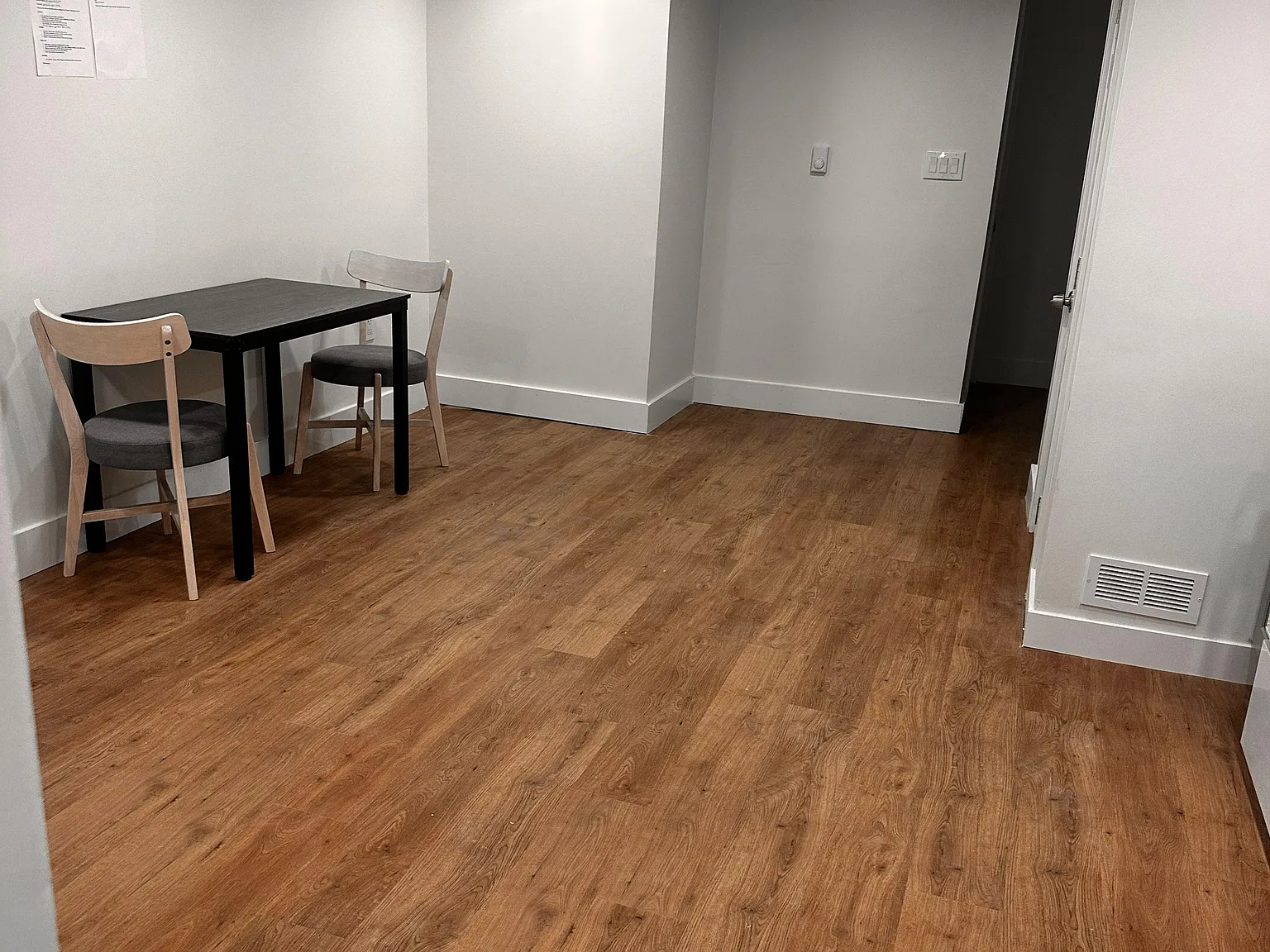 2 bed, 1.0 bath, 1100 sqft, $1,252 — Photo 4