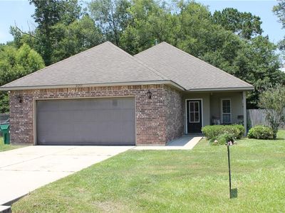 21207 Beau Chateau Blvd, Ponchatoula, LA, 70454