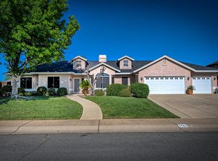 3964 Teton Dr, Redding, CA 96001