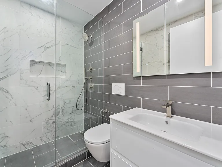 32 Spring St #2 — Photo 8