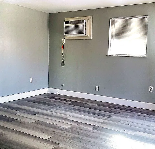 248 Forest St #250 — Photo 3