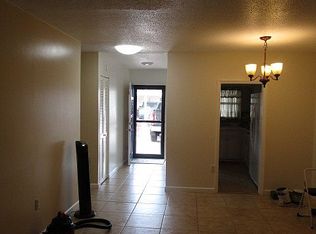 614 Park Cir, Bradenton, FL 34207