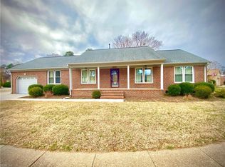 5232 Gale Dr, Virginia Beach, VA 23464