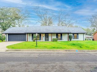 1902 Beth Dr, Longview, TX 75605
