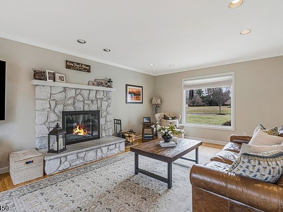 5th image of 7 Militia Rd