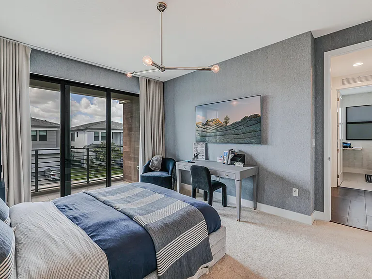 8283 Royal County Down Rd — Photo 50