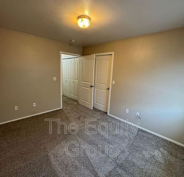 2824 N County Center St — Photo 15
