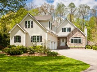 35 Croniser Dr, Hopewell Junction, NY 12533