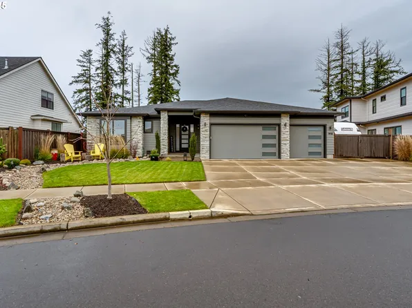 1910 John Day Dr, Eugene, OR 97408