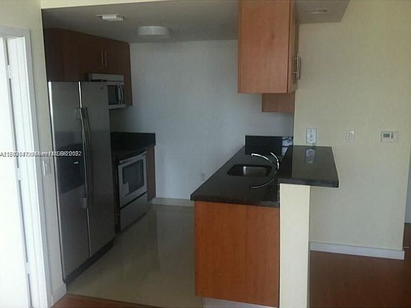 4th image of 601 NE 23rd St APT 1504