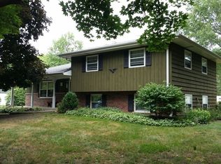 5615 Katrine Ave, Downers Grove, IL 60516