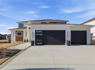 4714 Sienna Rdg, Riverside, MO 64150