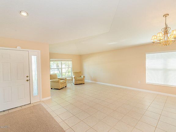 4th image of 4270 Chardonnay Dr