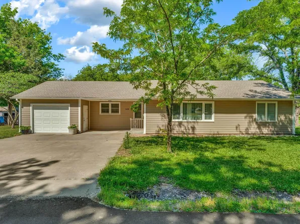 125 N 3rd St, Osage City, KS 66523