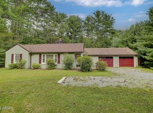 95 Upper Manor Rd, Williamsport, PA 17701