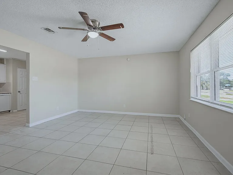 5471 Buena Vista Ave — Photo 5