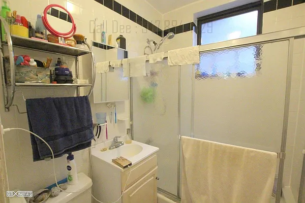 Rented by Corcoran | media 32