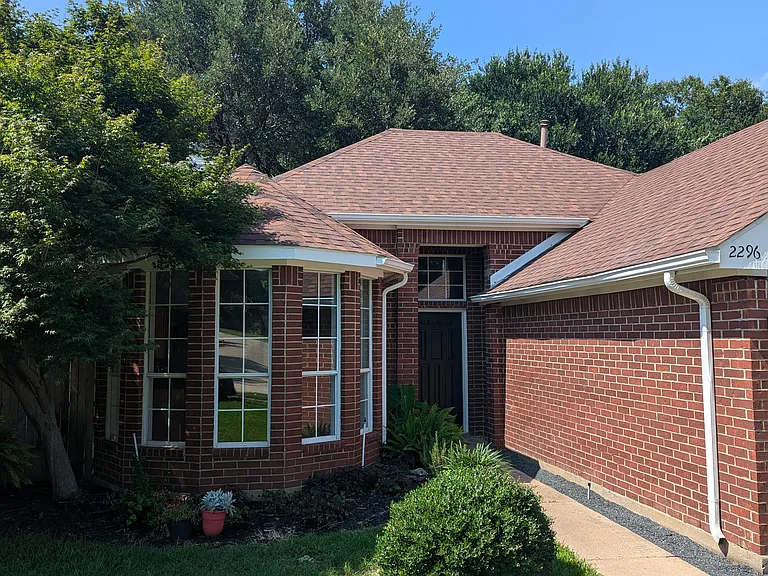 2296 Grandview Dr — Photo 16