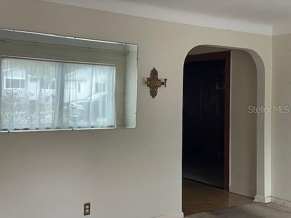 3rd image of 776 38th Ave N
