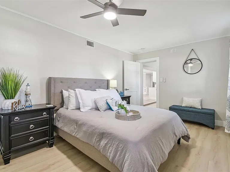 3922 Fontainebleau Dr — Photo 39