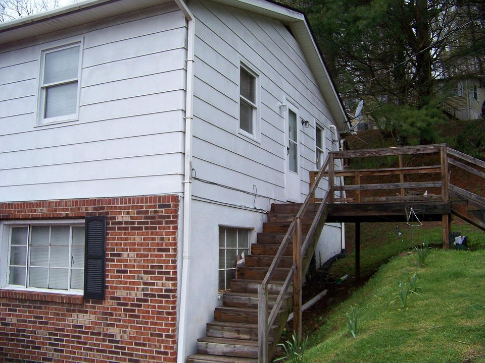 2 bedroom apartment.