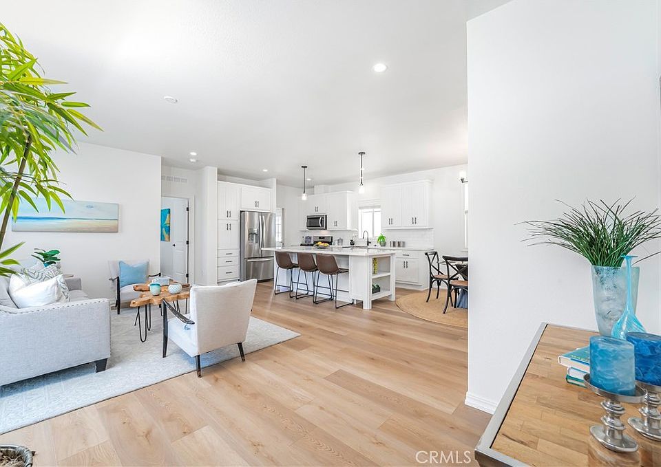 1st image of 114 Shell Dr