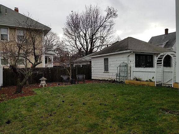 5th image of 59 Elm Ave Unit 59