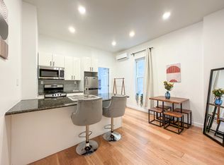 2129 Pine St APT 2R, Philadelphia, PA 19103