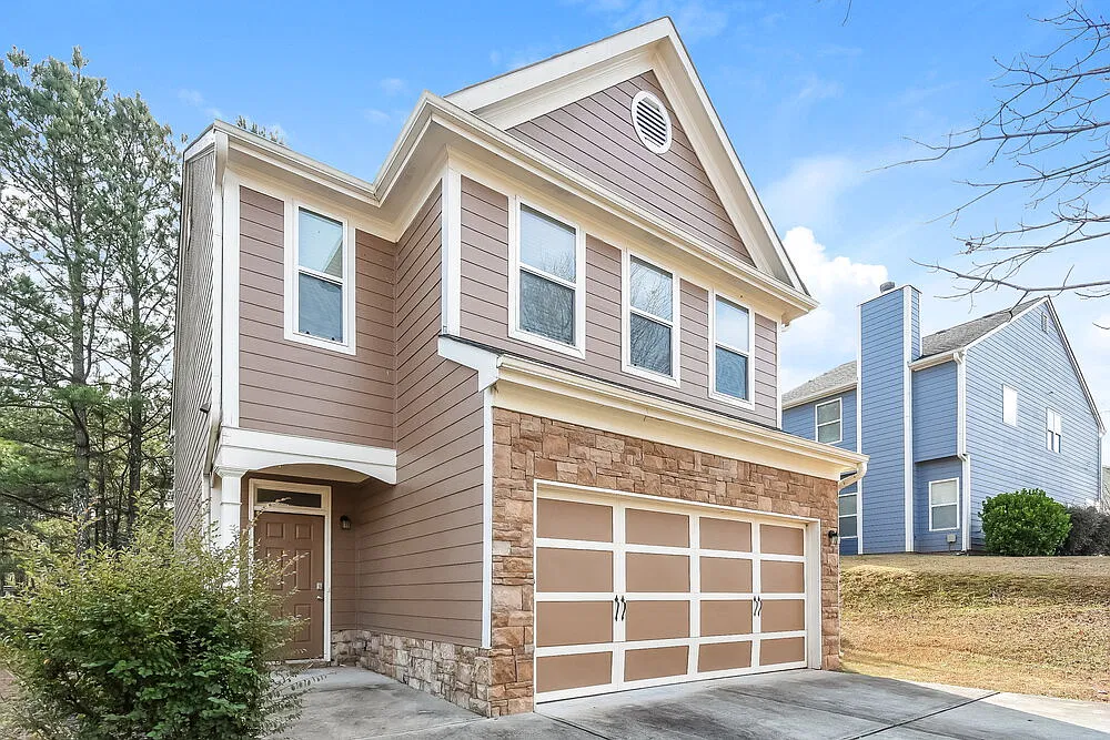 3 bed, 2.5 bath, 1937 sqft, $2,760 — Photo 4