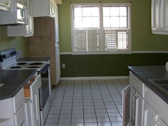 4th image of 1583 Dimwood St