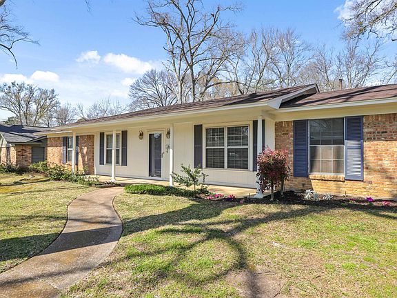 2nd image of 1120 Hudnall Dr
