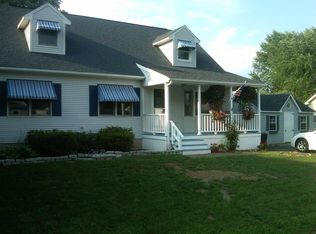 28 Beaumont Ave, Chicopee, MA 01013