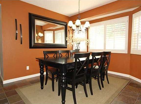 Formal dining room