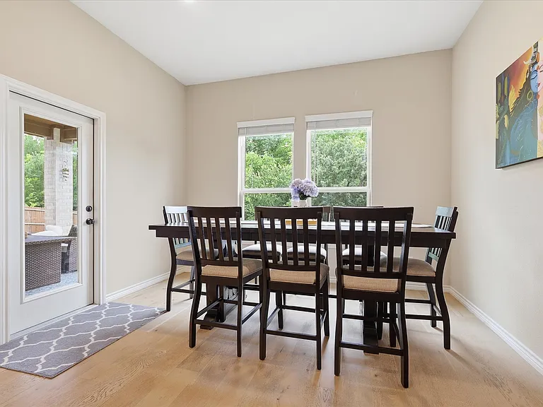616 Lake Cove Dr — Photo 14