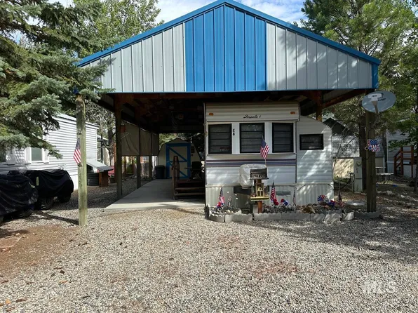 8 East St, Cascade, ID 83611