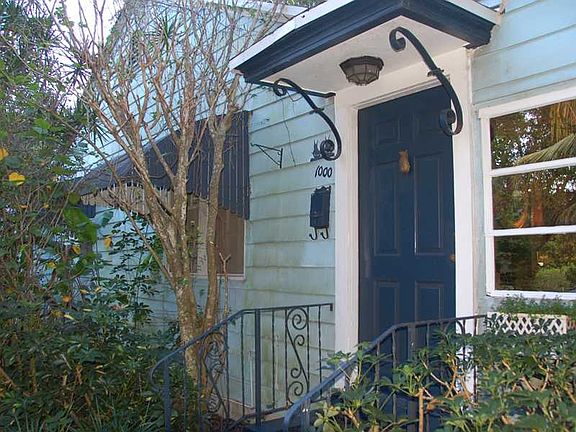 3rd image of 1000 NE 119th St