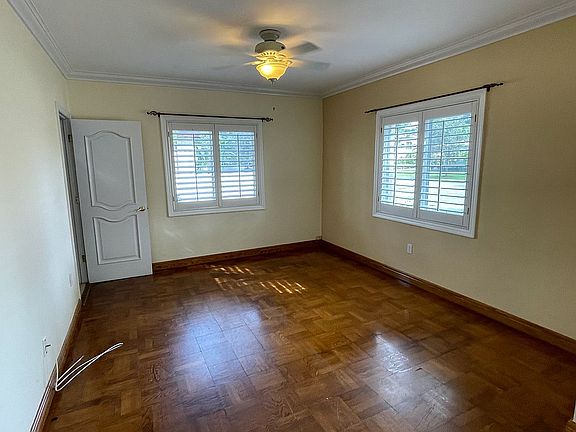 5th image of 525 Vilabella Ave