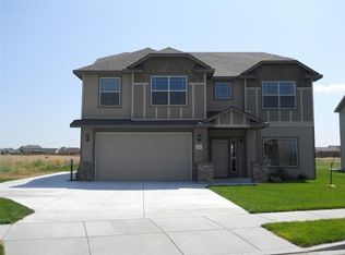 4414 NW Commons Dr, Pasco, WA 99301