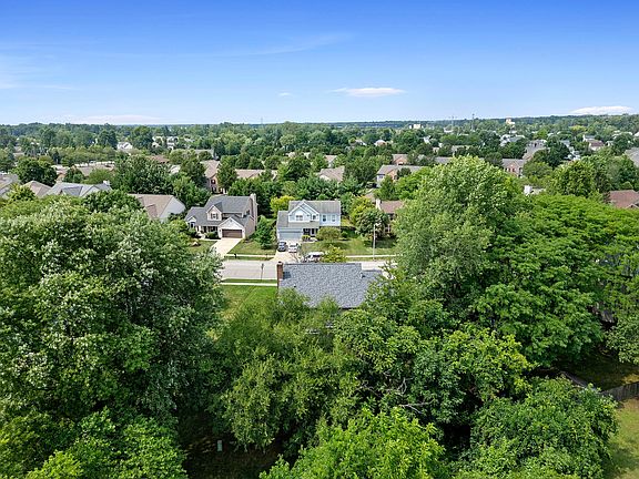 3rd image of 8733 Taylor Woods Dr