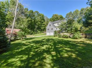567 Center Rd, Woodstock, CT 06281
