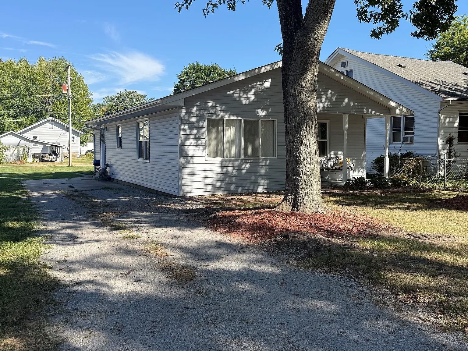 3 bed, 1206 sqft, $1,500 — Photo 2