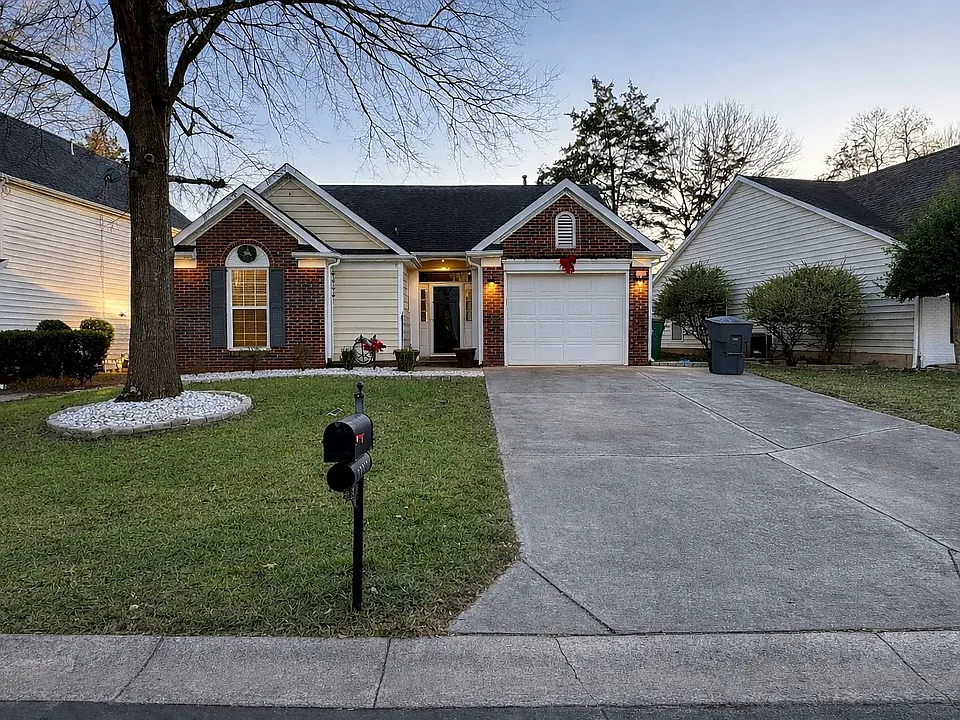 13232 Lampmeade Ln