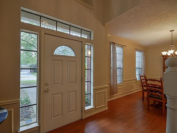 3rd image of 4603 Natural Bridge Dr