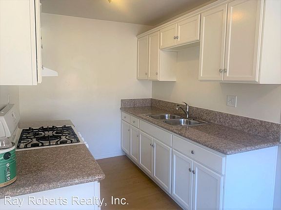 5th image of 932 N Alameda Ave #F